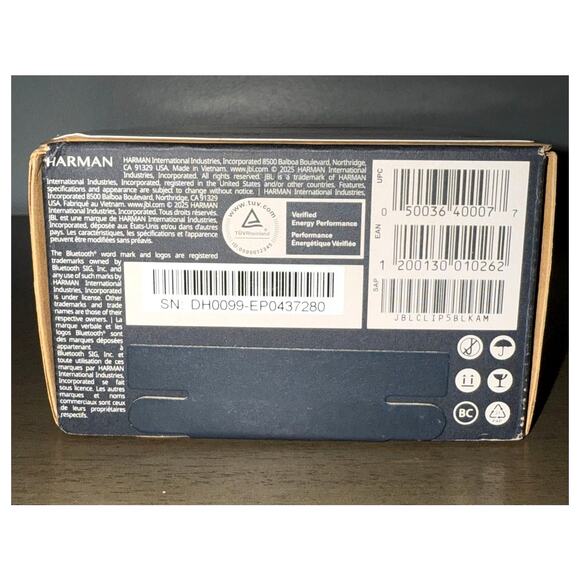 JBL Clip 5 – Rugged, Waterproof, Clip-On Bluetooth Speaker, 12H Playtime SEALED - Picture 5 of 10